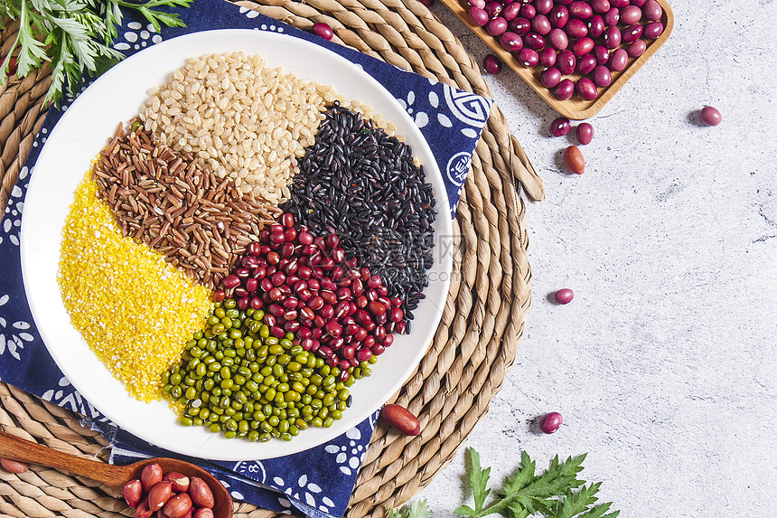 今年前7月肇庆外贸进出口超248亿元 增速居广东省首位