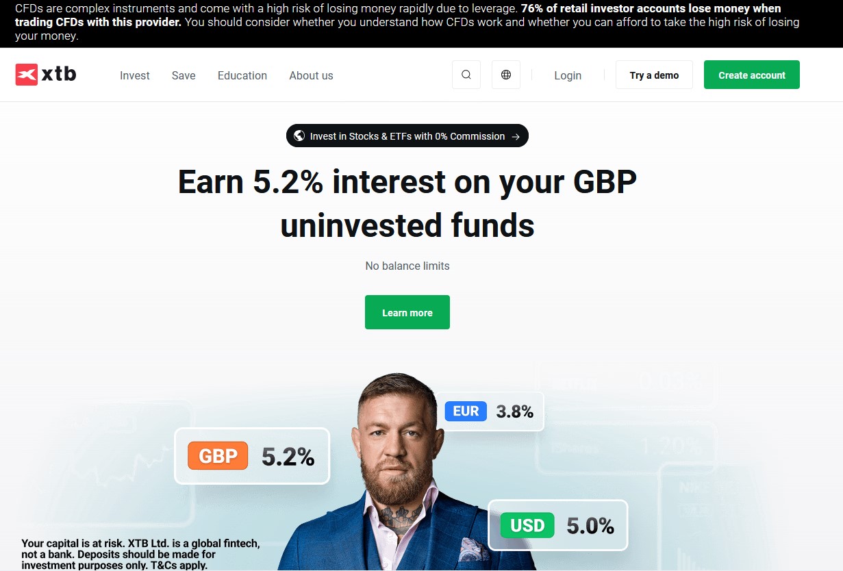 我市相关部门举行就业服务进校园活动