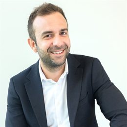 粤籍影人抗战史：银幕内外的“民族精神史诗”